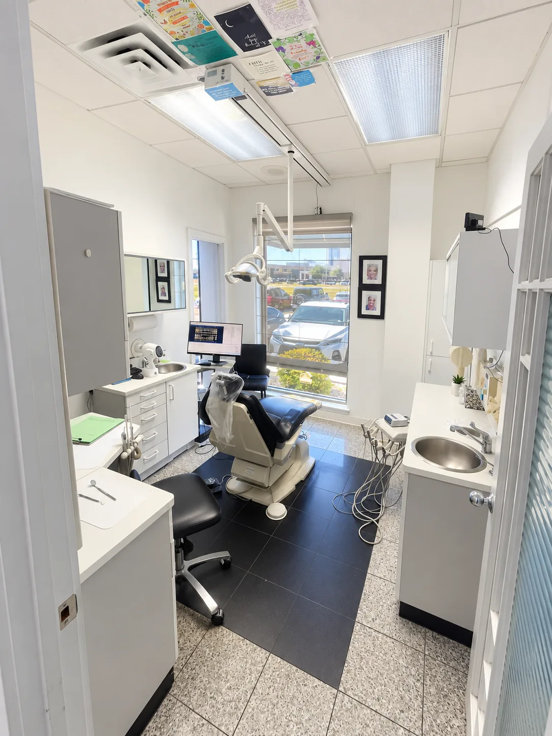 Private treatment room at Longbranch Dental Center in Greenville, Texas